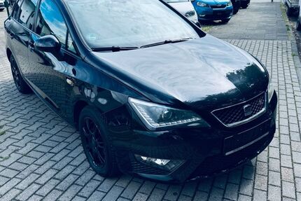 Seat Ibiza 127.000 km 5.480 &euro; XANTEN 46509