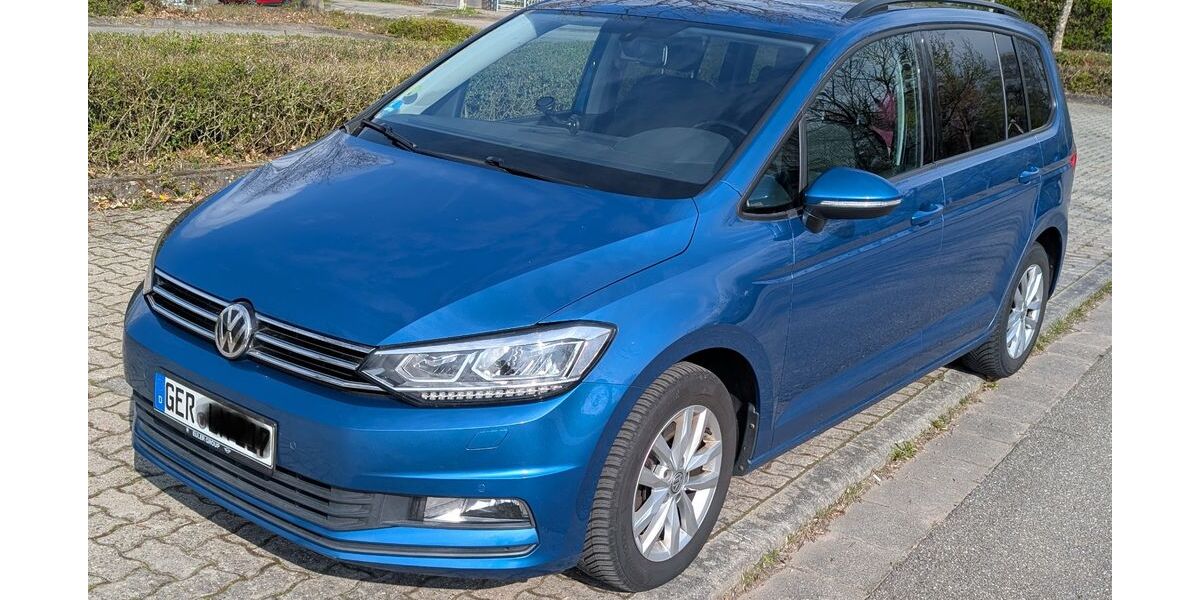 VW Touran 153.000 km 11.500 &euro; Ottersheim 76879