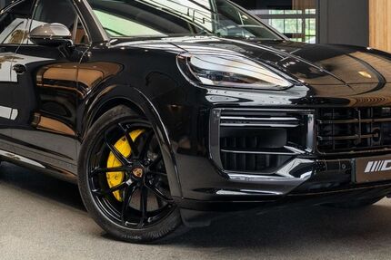 Porsche Cayenne 17.544 km 198.994 € Kleve 47533