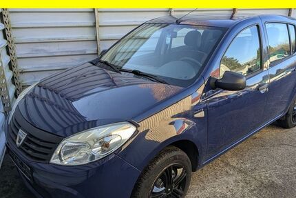 Dacia Sandero 114.844 km 2.650 &euro; Lübeck 23556