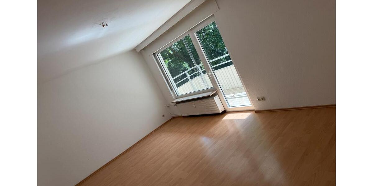 Erdgeschoßwohnung Saarbrücken Dudweiler - 4 Zimmer, 102 m&sup2;, 199.999&euro; | Angebot:26794614