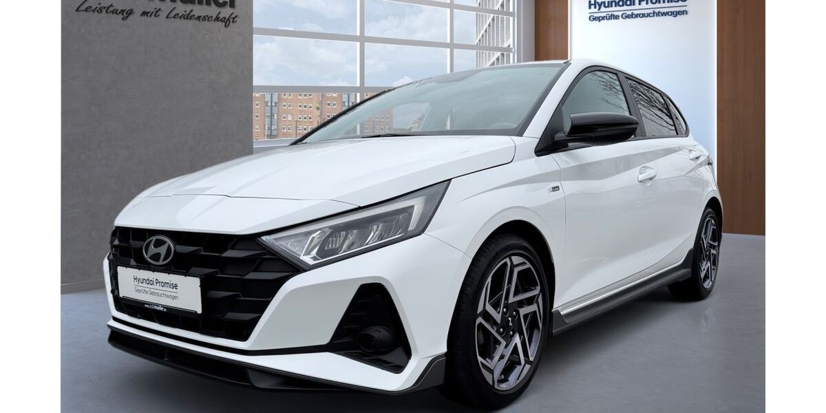 Hyundai i20 14.601 km 16.880 &euro; Saalfeld 07318