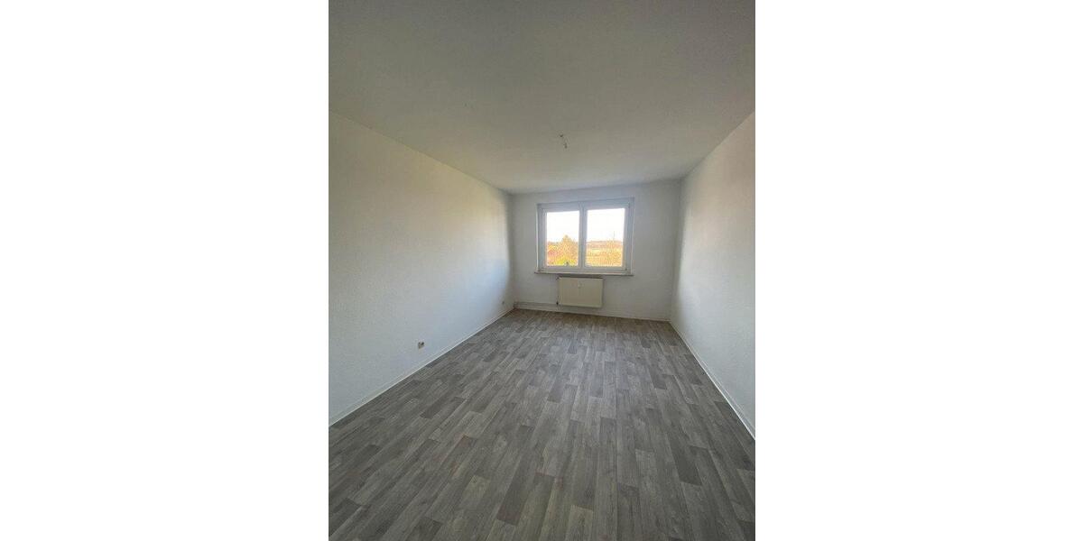 Etagenwohnung Demmin - 3 Zimmer, 62 m&sup2;, 341&euro; | Angebot:26365418