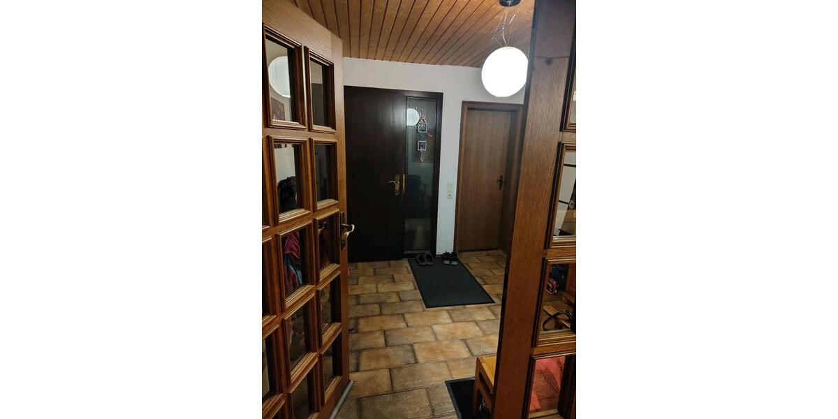 Reihenhaus Bretten - 4.5 Zimmer, 140 m&sup2;, 1.400&euro; | Angebot:24565196