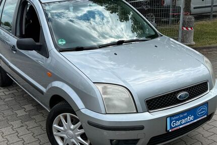 Ford Fusion 163.141 km 2.850 &euro; Offenbach 63071