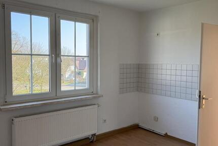 Wohnung Kalbe (Milde) - 3 Zimmer, 58 m&sup2;, 300&euro; | Angebot:25850330