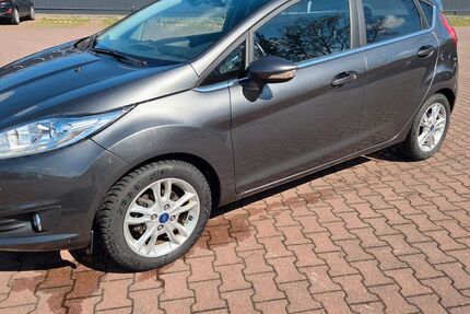 Ford Fiesta 55.745 km 7.500 &euro; Halle/S. 06132