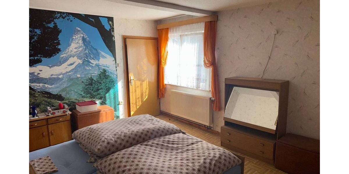 Mehrfamilienhaus, Wohnhaus Bad Salzungen Kloster - 6 Zimmer, 143 m&sup2;, 79.900&euro; | Angebot:25803058