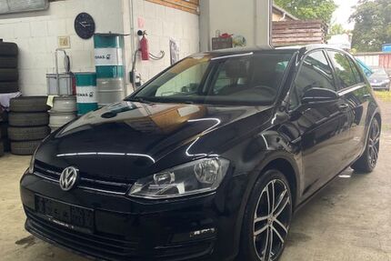 VW Golf 134.600 km 9.999 &euro; Mülsen 08132