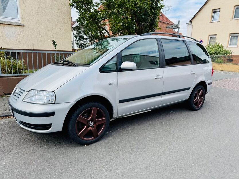 VW Sharan 310.000 km 2.999 € Reinheim 64354
