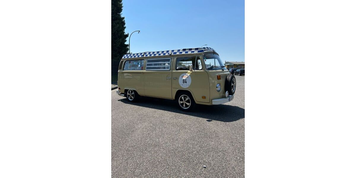 VW T2 88.500 km 29.900 &euro; Brüggen 41379