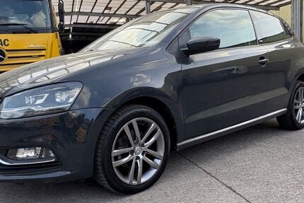 VW Polo 68.000 km 10.890 &euro; Berlin 12099