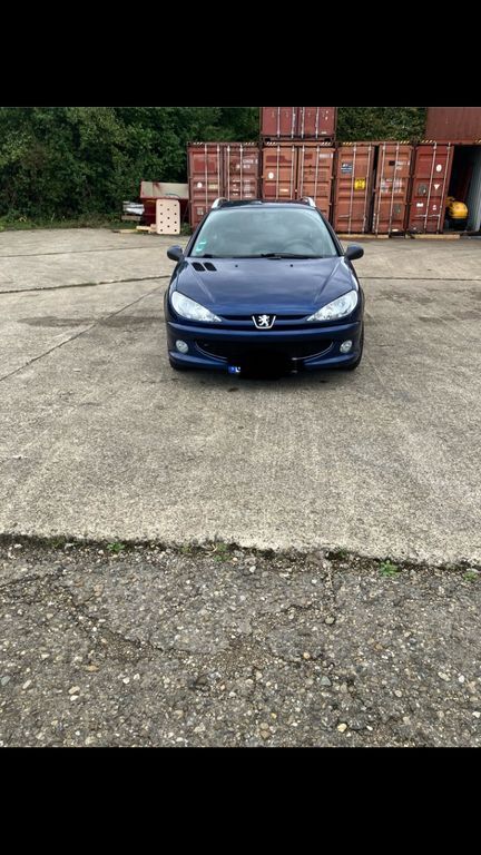 Peugeot 206 125.000 km 1.350 € Eislingen 73054