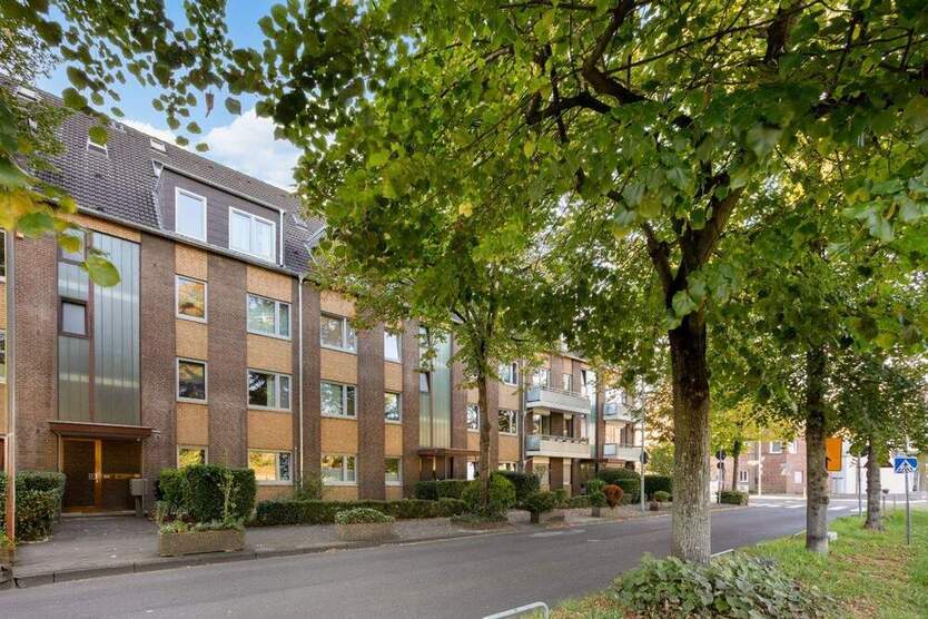 Exklusive Eigentumswohnung in Kaiserswerth - tolle Lage mit Blick ins Grüne 2 zimmer