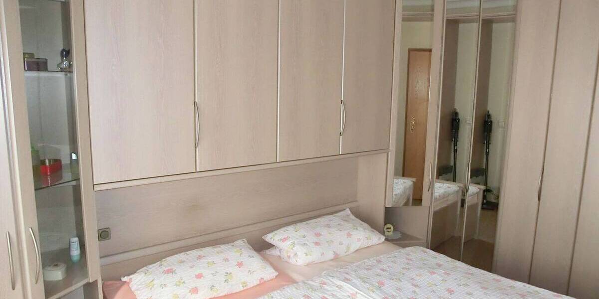 Etagenwohnung Hoyerswerda - 3 Zimmer, 77 m&sup2;, 79.000&euro; | Angebot:25986169