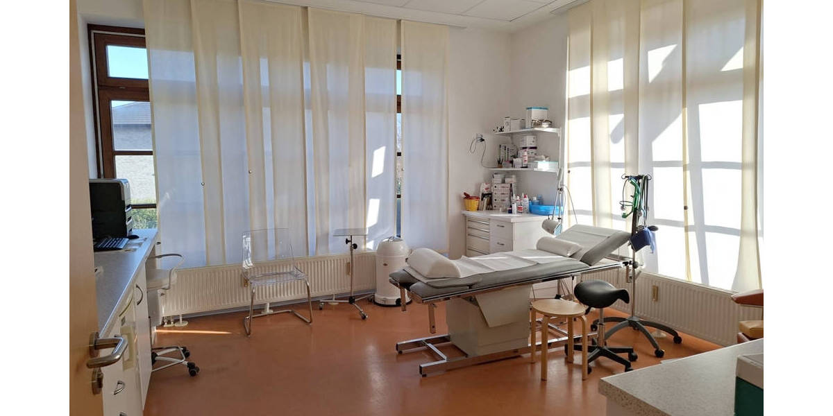 Gewerbeobjekt Bockhorn Grabstede Grabstede - 5 Zimmer, 950&euro; | Angebot:26153983