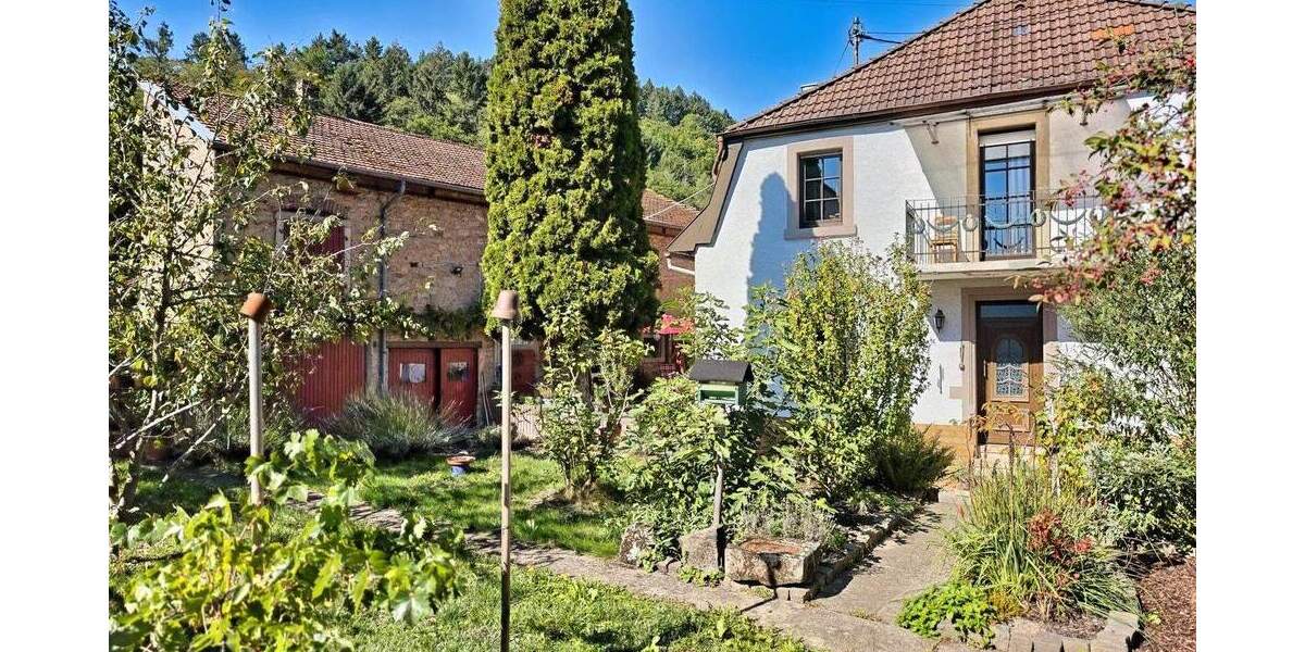 Ein außergewöhnlich charmantes Anwesen mit Herz! 1 zimmer