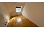 Dachgeschoßwohnung Schwerin Friedrichsthal - 4 Zimmer, 137 m&sup2;, 1.370&euro; | Angebot:25855164