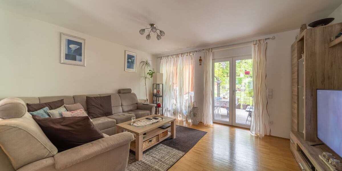 Etagenwohnung Bad Kreuznach - 2 Zimmer, 76 m&sup2;, 234.000&euro; | Angebot:26401870