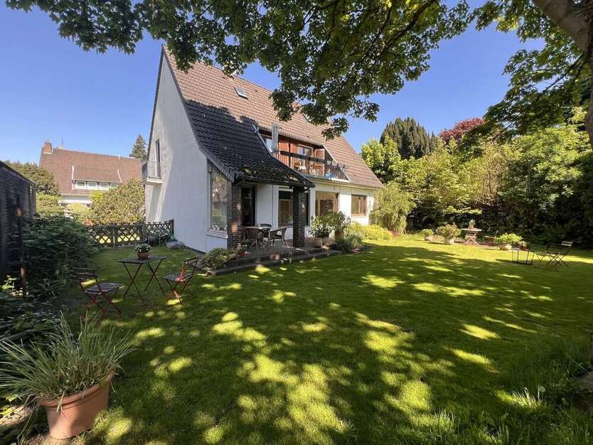 Haus zum Kaufen in Neuss 650.000 € 178.32 m²