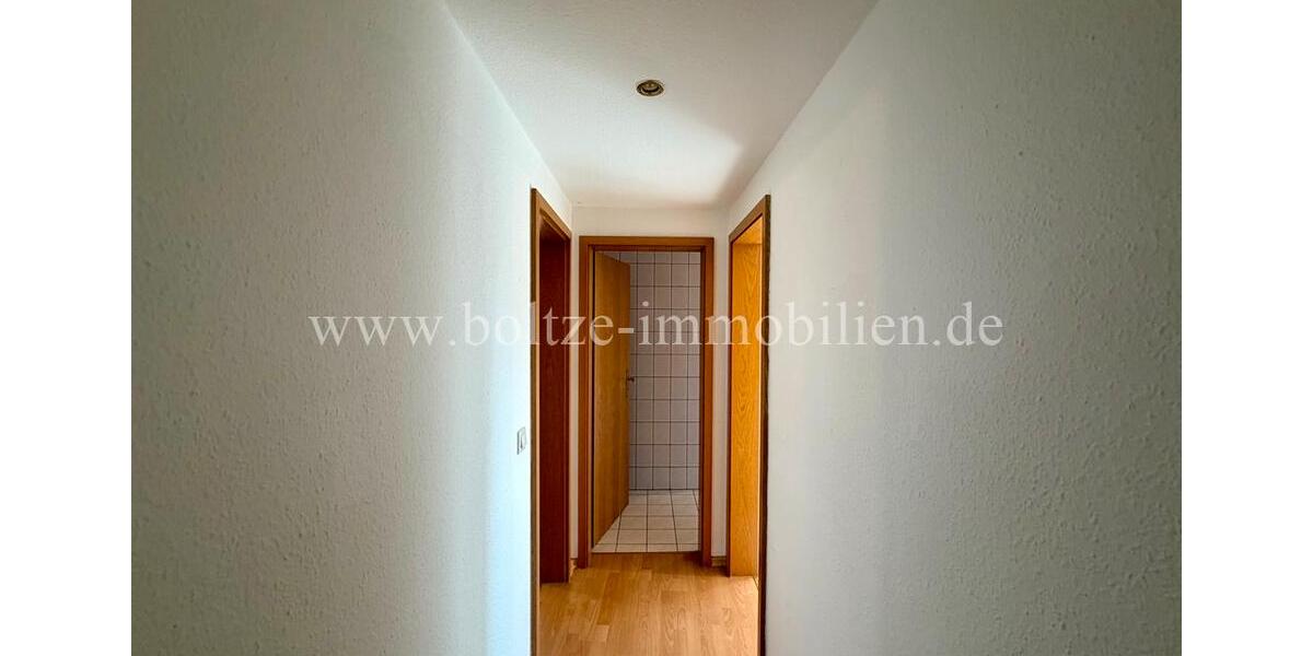 Dachgeschoßwohnung Naumburg (Saale) - 3 Zimmer, 100 m&sup2;, 580&euro; | Angebot:25719584