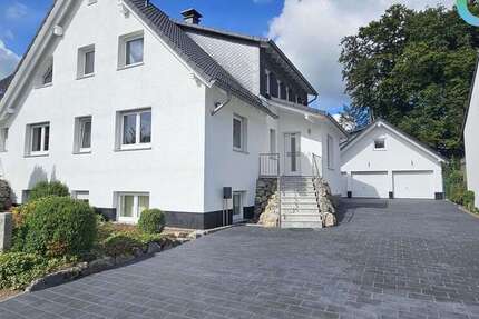 Haus zum Kaufen in Halver 899.000 € 309 m² 10 zimmer