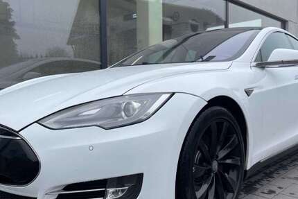 Tesla Model S 233.000 km 12.990 &euro; Neu-Ulm 89233