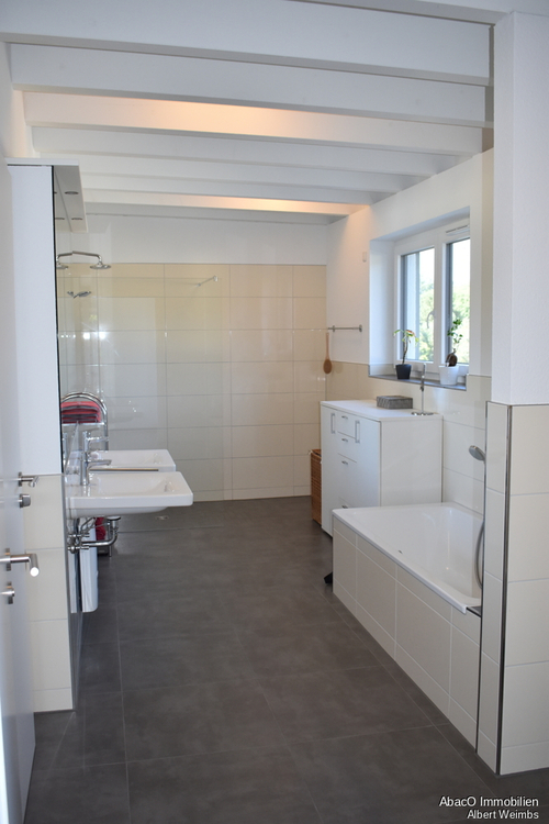 Penthouse, barrierefrei im Ortskern von Nideggen - herrliche Aussichten gratis! 3 zimmer