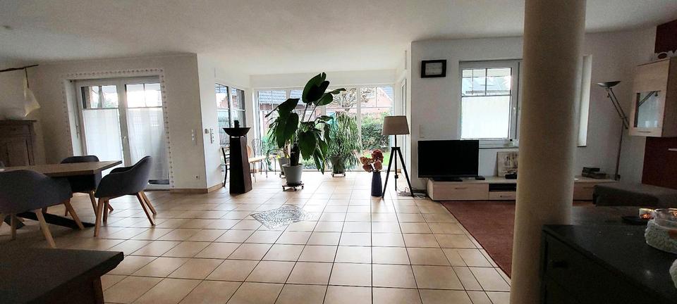 Einfamilienhaus Rheinberg - 6.5 Zimmer, 162 m&sup2;, 525.000&euro; | Angebot:24849592