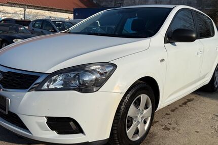 Kia ceed / Ceed 89.673 km 3.490 &euro; Kumhausen 84036