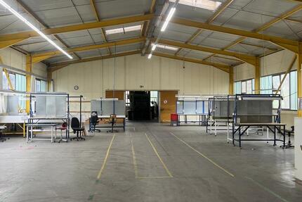 Gewerbehallen, Produktion, Lager, Logistik, Werkstatt, Büro zimmer