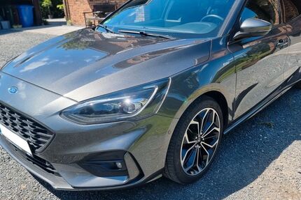 Ford Focus 59.000 km 22.500 &euro; Buchholz 53567