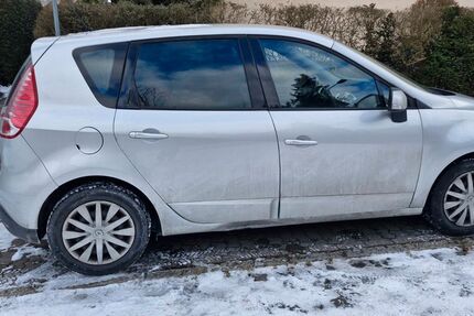 Renault Scenic 220.000 km 3.590 &euro; Nürnberg 90471