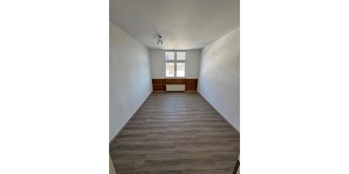Etagenwohnung Ochsenhausen - 5 Zimmer, 105 m&sup2;, 319.000&euro; | Angebot:26884859