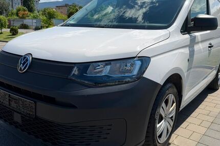 VW Caddy 181.000 km 14.990 &euro; München 81541