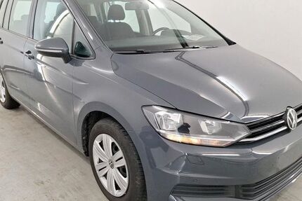 VW Touran 154.000 km 15.900 &euro; Bonn 53227