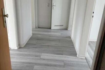 Wohnung Gräfenhainichen Zschornewitz - 3 Zimmer, 63 m&sup2;, 400&euro; | Angebot:23567990