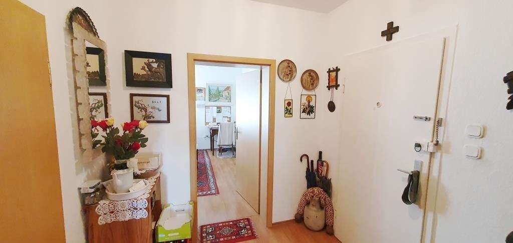 Etagenwohnung Oberhausen Stadtmitte - 3 Zimmer, 93 m&sup2;, 975&euro; | Angebot:24875519