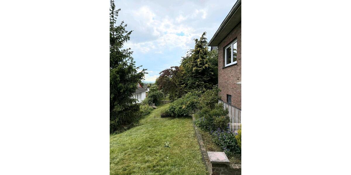 Bungalow Homberg (Efze) - 6 Zimmer, 126 m&sup2;, 280.000&euro; | Angebot:25048083