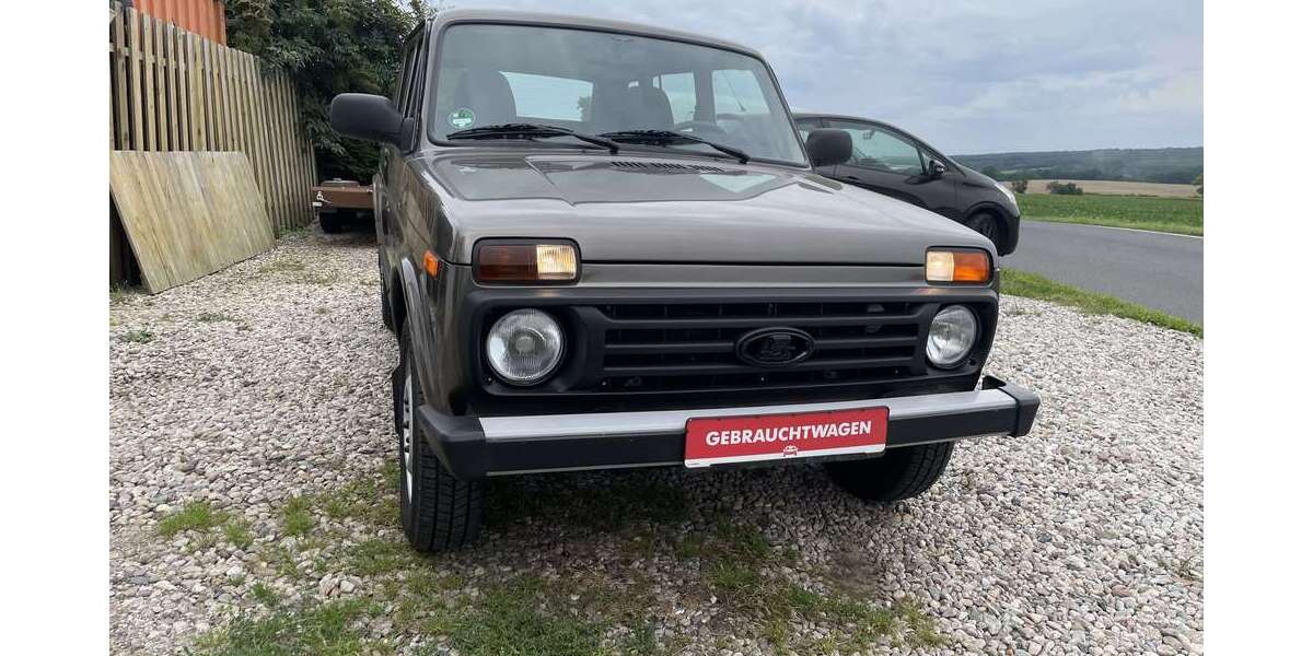 Lada Niva 35.015 km 12.900 € Leisnig 04703