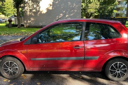 Ford Fiesta 106.000 km 1.990 &euro; Duisburg 47139