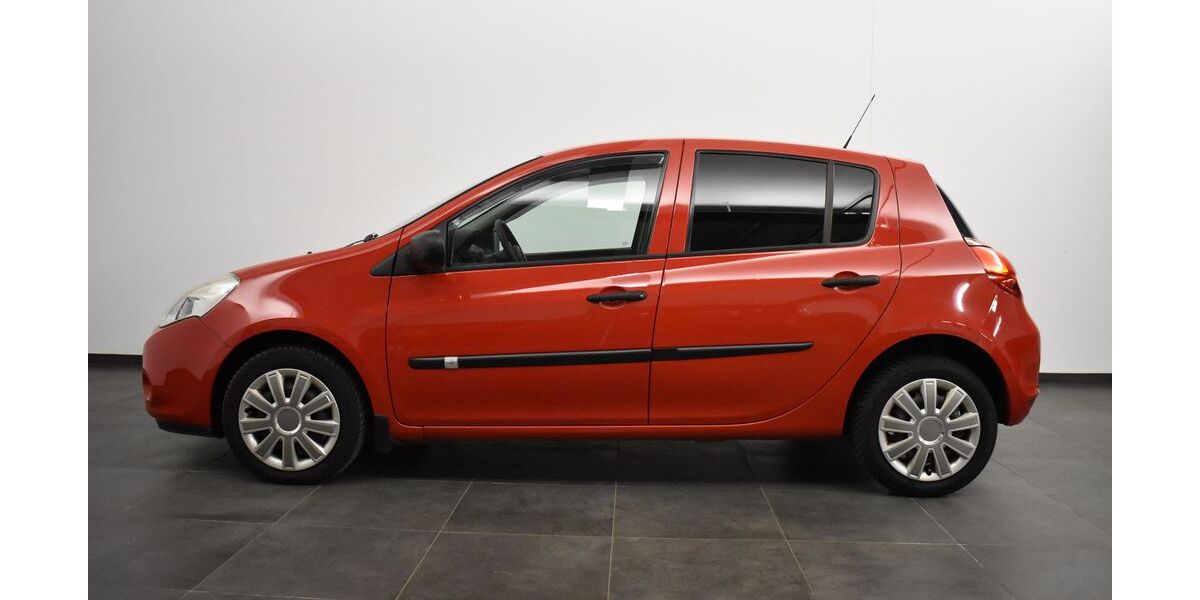 Renault Clio 94.146 km 3.480 &euro; Arnstadt 99310