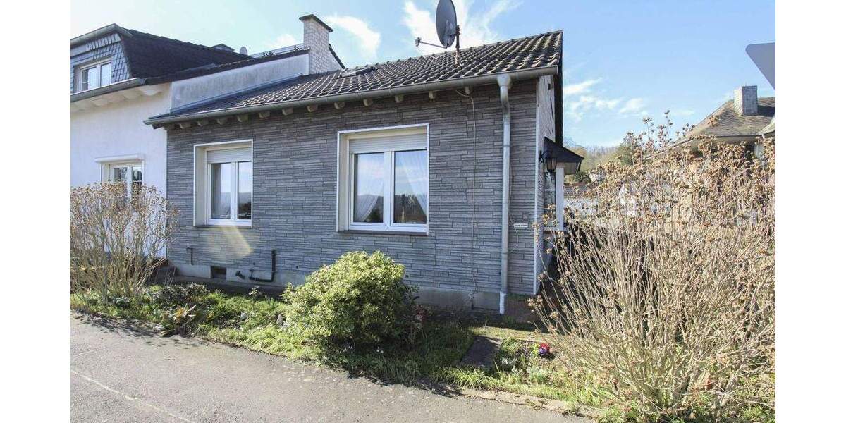 Vermietetes und gepflegtes Haus in Rheinnähe in Bad Godesberg - Mehlem 2 zimmer