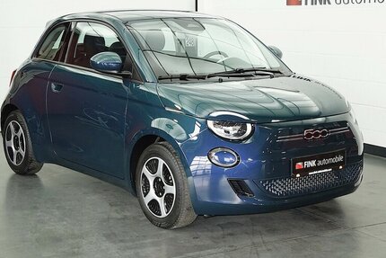 Fiat 500e Action Carplay Android Automatik 1.Hand 31.982 km 12.890 € Lich 35423