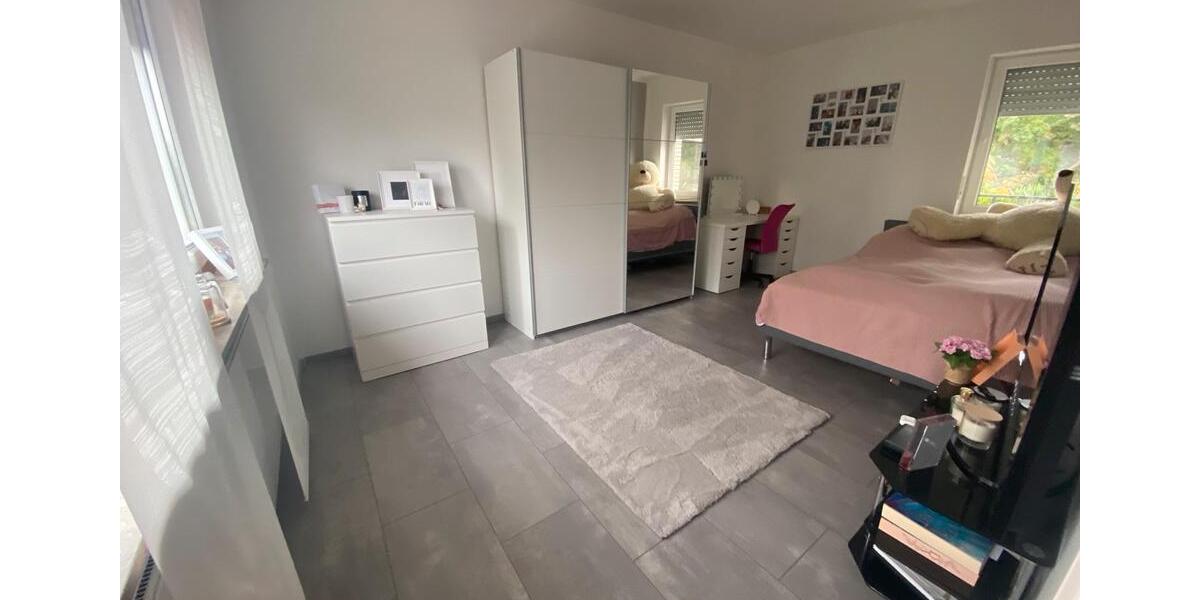 Einfamilienhaus Nettetal - 8 Zimmer, 150 m&sup2;, 489.000&euro; | Angebot:26227519