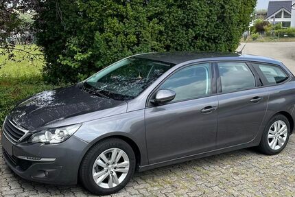 Peugeot 308 106.000 km 6.499 &euro; Bisingen 72406
