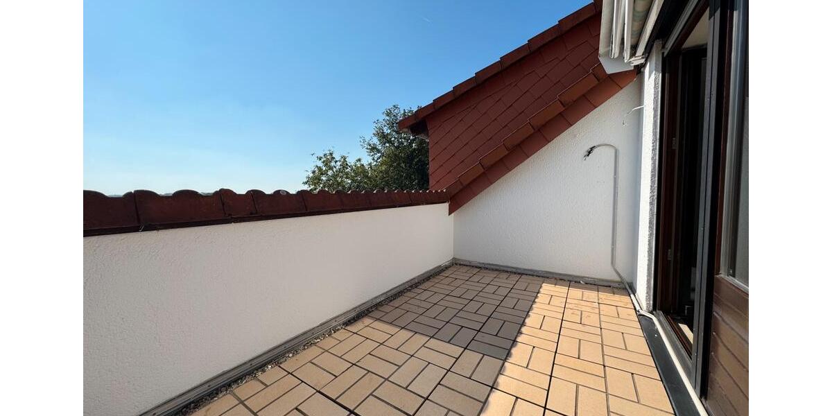 Dachgeschoßwohnung Hirschberg an der Bergstraße - 3.5 Zimmer, 80 m&sup2;, 350.000&euro; | Angebot:24441520