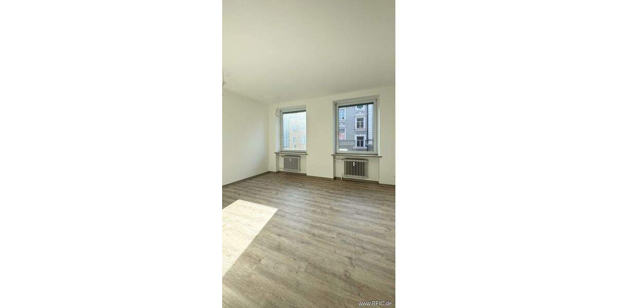 Gewerbeobjekt Fürstenfeldbruck - 9 Zimmer, 228 m&sup2;, 3.420&euro; | Angebot:25699499