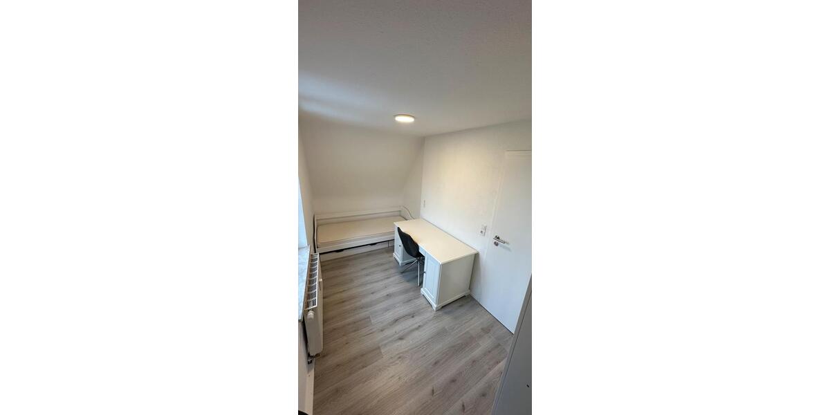 Etagenwohnung Friedrichshafen Allmannsweiler - 5 Zimmer, 91 m&sup2;, 500&euro; | Angebot:26315106