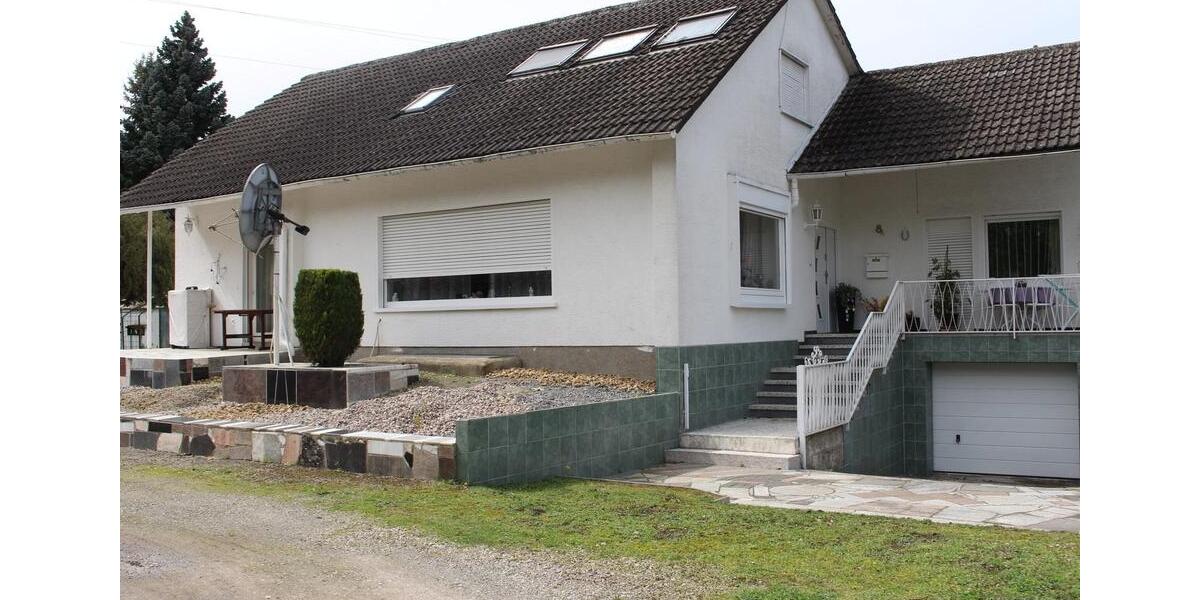 Einfamilienhaus mit Werkstatt großem 11ar Grundstück in Randlage 7 zimmer